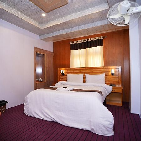 Hotel Hunza Elites By Orane Karimabad  Exterior foto
